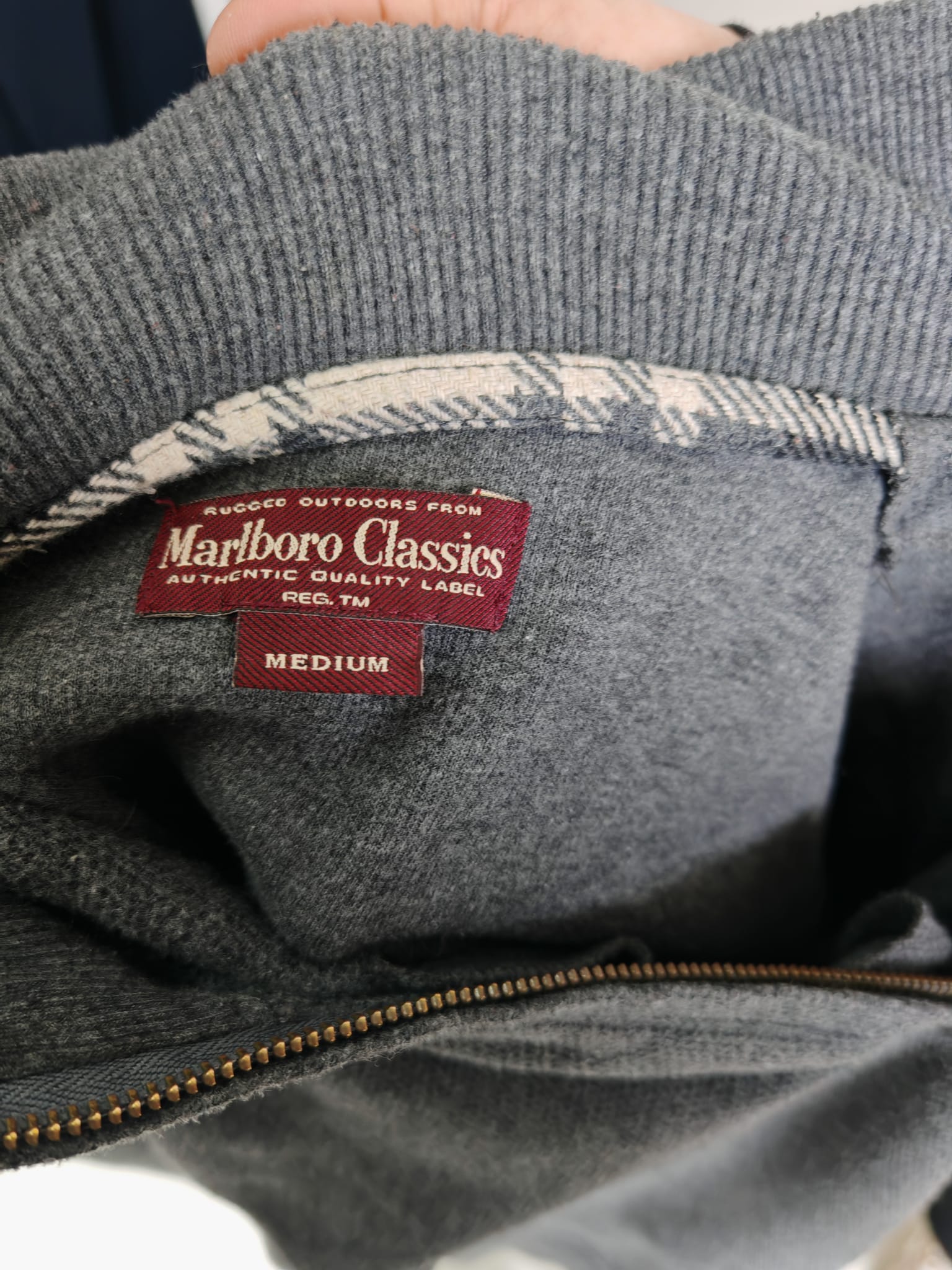 MAGLIONE MALBORO CLASSICS